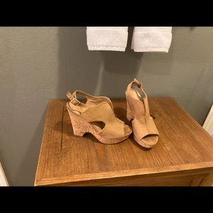 Franco Sarto wedges